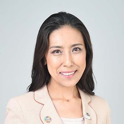 風口 悦子 氏